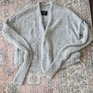 Abercrombie and Fitch Women’s XS cropped gray cardigan